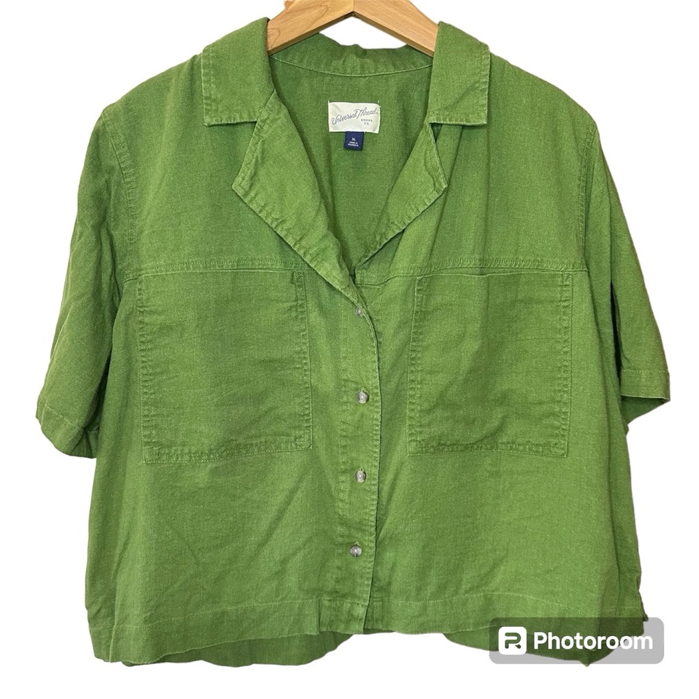 Universal Thread Green Button Down Shirt